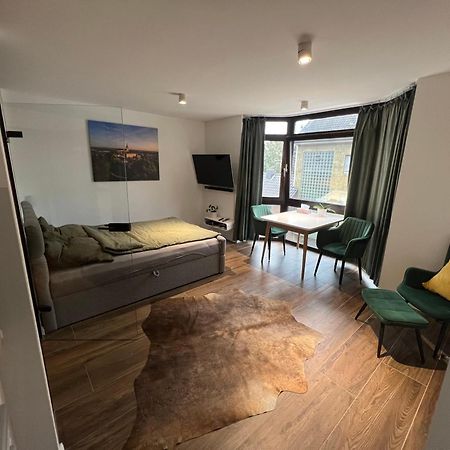 Studio 7 City Lage Mit Garage Naehe Koeln Bonn Зигбург Экстерьер фото