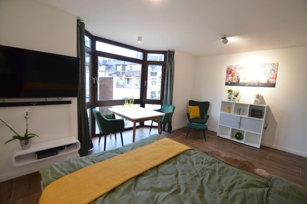 Studio 7 City Lage Mit Garage Naehe Koeln Bonn Зигбург Экстерьер фото
